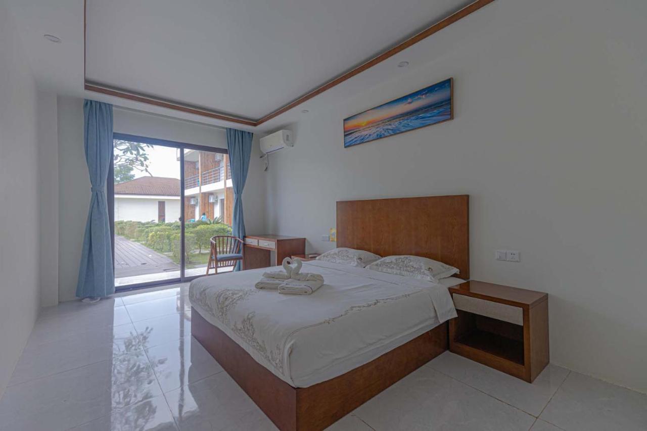 Amphitrite Resort Panglao Exterior photo